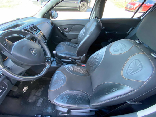 Renault Sandero Stepway 2016 1.6 Privilege 105cv