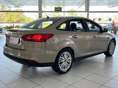 Ford Focus 2.0 SE FASTBACK 16V FLEX 4P POWERSHIFT