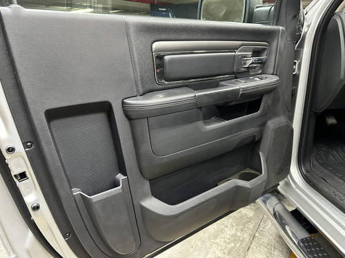 RAM Ram 2500 5.7 R/t Regular Cab 2500 4x4 At