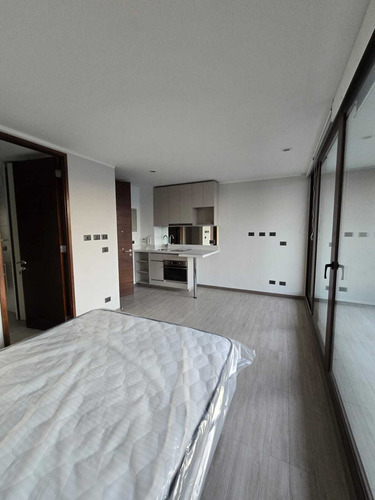 Arriendo Depto. Studio Amoblado, Macul (104029)