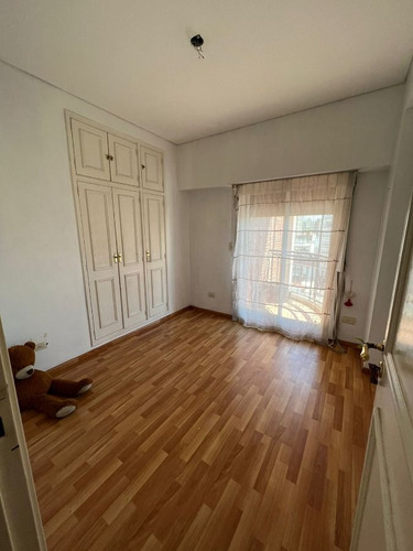 Imagen 18 de 19 de Departamento En Alquiler 4 Ambientes Con Cochera En El Centro De Lomitas
