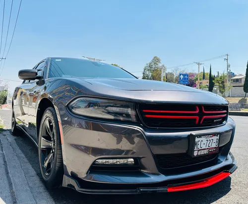 Dodge Charger Sxt