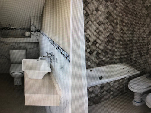 B° El Canton 128 Casa En Venta 3 Dorm Pileta Laguna
