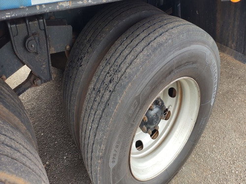 Vw 24-250 2010 6x2 Sider