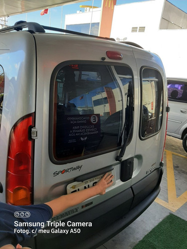 Imagem 5 de 11 de Renault Kangoo 2010 1.6 16v Sportway 7l Hi-flex 5p