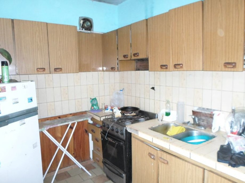 Imagen 9 de 12 de Casa En Venta En Burzaco Este