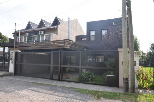 Imagen 1 de 23 de Venta De Casa - Bella Vista