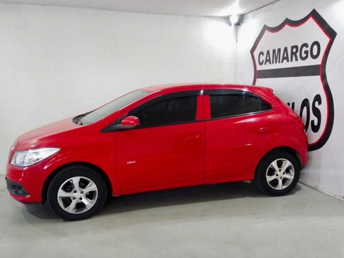 Imagem 2 de 7 de Chevrolet Onix 2014 1.0 Lt 5p