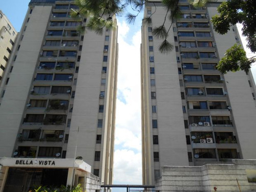 Urb. Manzanares Este, Vendo Muy Buen Apartamento