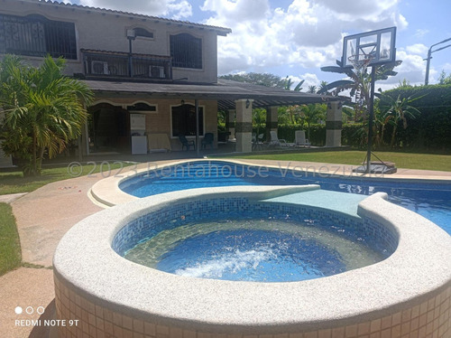 Se Vende Casa Vacacional En Safari Country Carabobo, Amplia Y Confortable Para El Disfrute De La Familia, Con Acabados De Primera, Amplio Patio Con Caney Y Piscina. Dapo