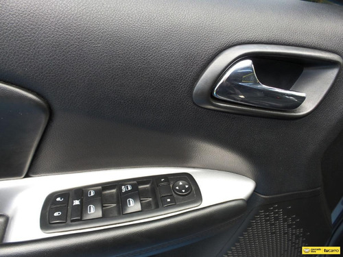 Imagen 20 de 25 de Dodge Journey