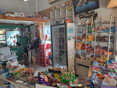 Fondo De Comercio: Peluqueria Y Kiosco