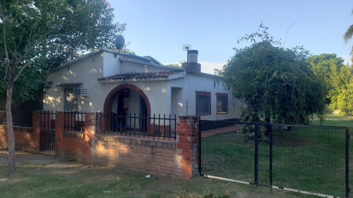 Se Vende Casa De 2 Dormitorios Sauce Viejo Centro