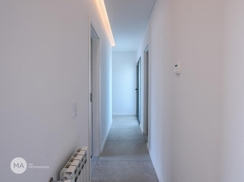 Casa 3 Dormitorios En Venta, Jardín, Piscina - Palos Verdes - Fisherton Rosario
