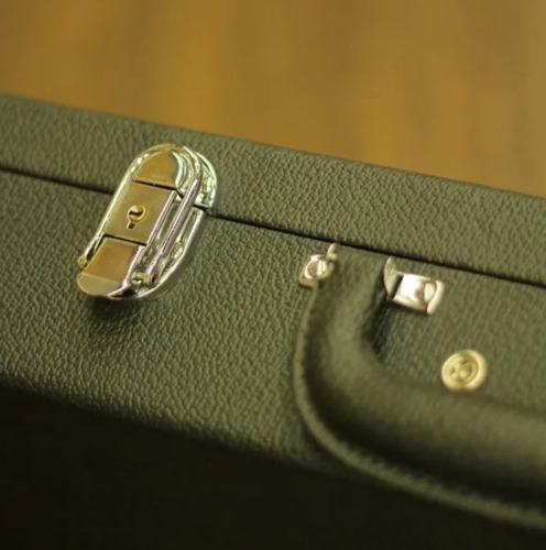 Hard Case Standard Deluxe Baixo Luxo Importado - Oferta