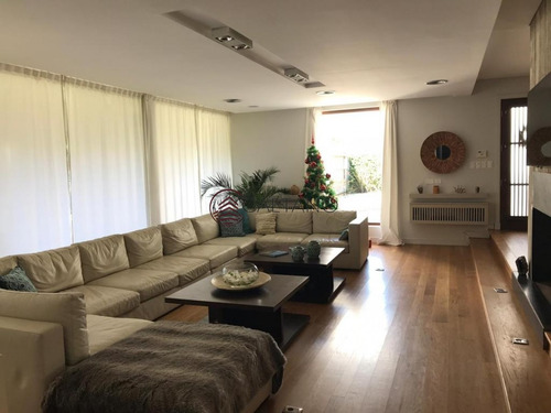 Casa En Mansa - Punta Del Este- Ref: 2092