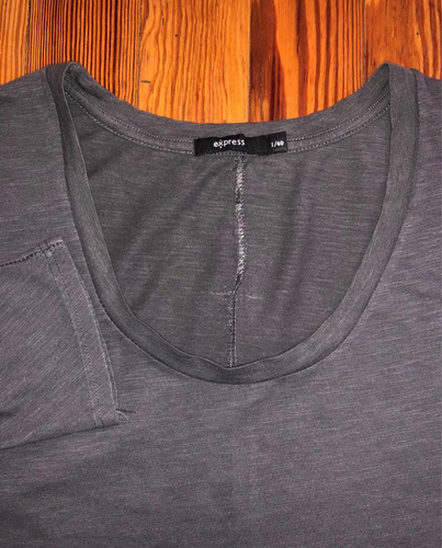 Remera De Mujer Ancha Express Gris Azulado Poco Uso