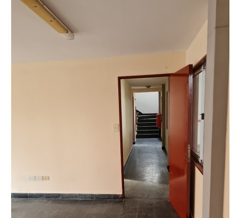 Imagen 8 de 20 de Deposito De 2200 M2