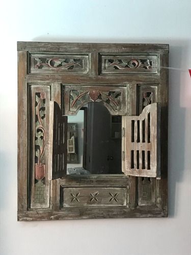 Espejo Antiguo Con Puertas Y Marco De Madera 
