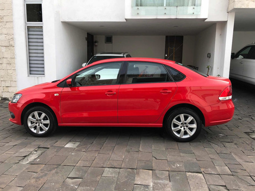 Volkswagen Vento 1.6 Highline At 2015