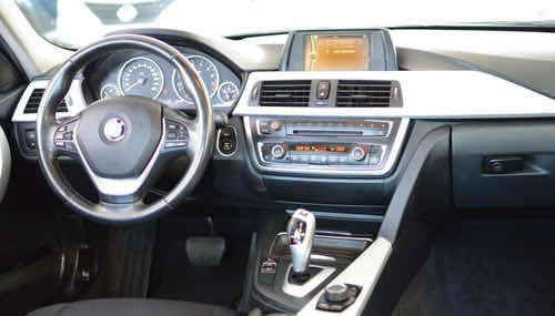 Imagen 9 de 9 de Bmw Serie 3 2.0 320ia Modern Line At 2013
