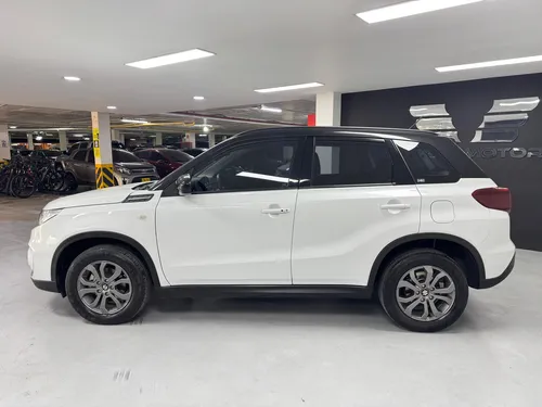 Suzuki Vitara Live At