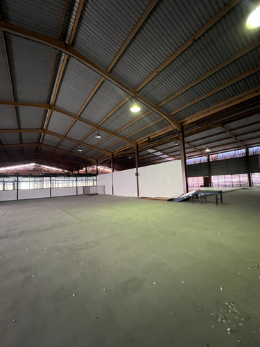 Galpón En Venta En Guaicay (las Minas De Baruta) 3499 Mts2