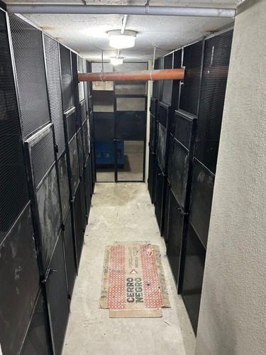AV AMERICA 535