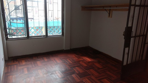 Imagen 9 de 10 de Alquilo Casa-departamento Segundo Piso