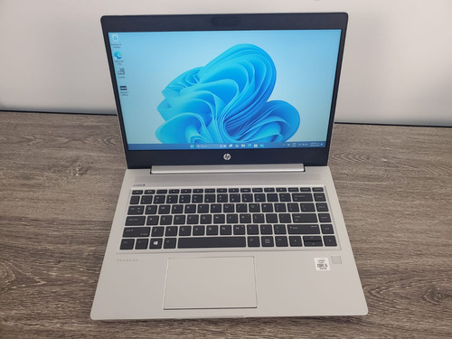 Laptop Hp Core I5 10ma Gen 16gb Ram 240gb Ssd Camara (Reacondicionado)