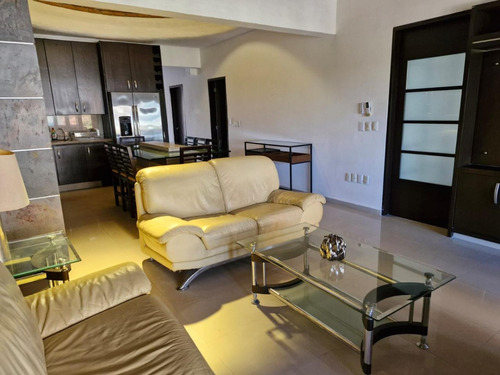 Departamento En Venta Amueblado En Marina Vallarta En Puerto Vallarta, Jalisco