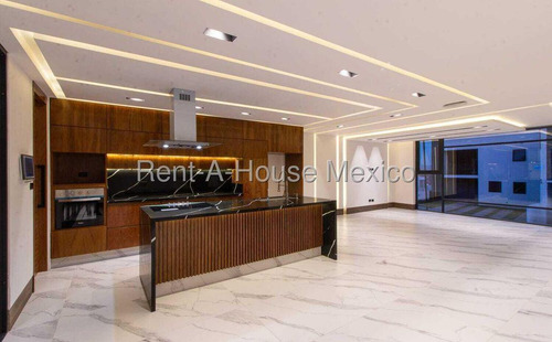 Casa En Venta En Calle Fresno, Bosque Esmeralda Ru 25-2424.