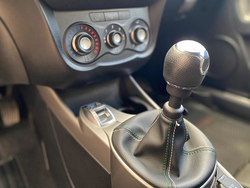 Imagen 8 de 10 de Alfa Romeo Mito Quadrifoglio Qv / Martelli Automotores