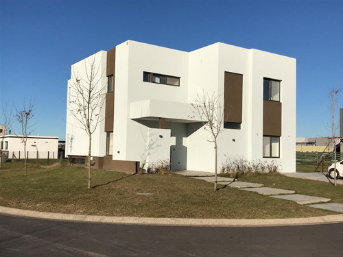 Barrio Priv Araucarias Casa Impecable A Estrenar