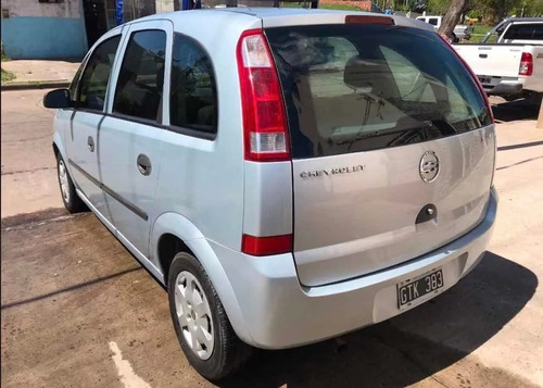 Imagen 4 de 6 de Chevrolet Meriva 1.8 Gl