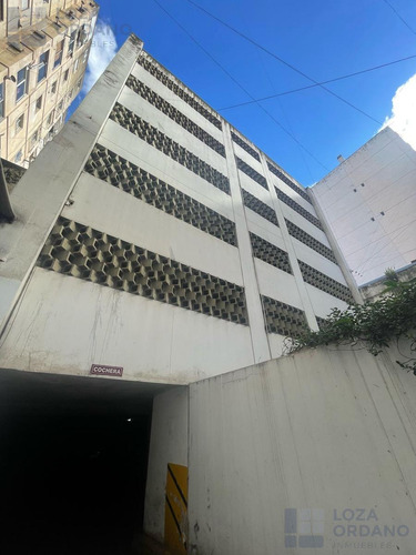 Cochera En Centro