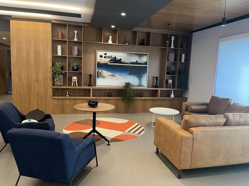 Oficina En Obra Gris En Venta Con Financiamiento, Jardines Del Pedregal