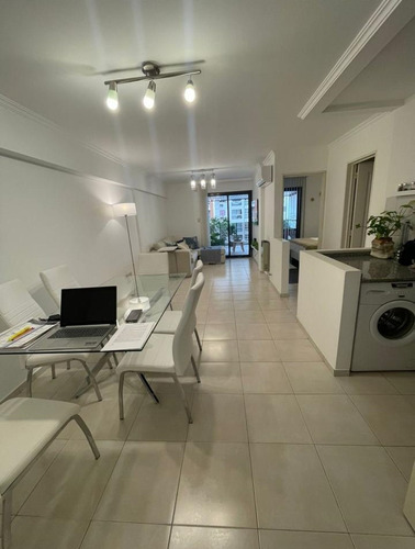 Departamento En Venta De 1 Dormitorio A Metros Del Buen Pastor!