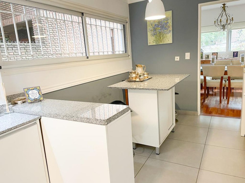 Imagen 25 de 28 de Venta Depto, Piso 4 Amb La Lucila Balcón Cochera