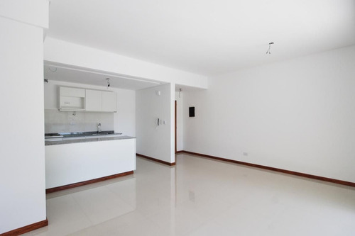 Imagen 4 de 30 de Departamento 4 Ambientes Venta En Barrio Cerrado Zona Oeste