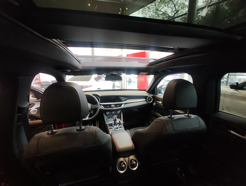Alfa Romeo Giulia 2.0 280cv Veloce