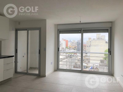 Vendo Apartamento De 2 Dormitorios Al Frente En Cordón