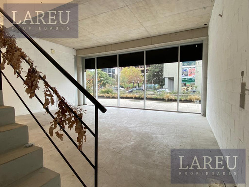 Local En Alquiler De 90m2, Officia Pilar Work