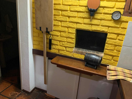 Casa Cuatro Dormitorios Tres Baños Uno En Suite