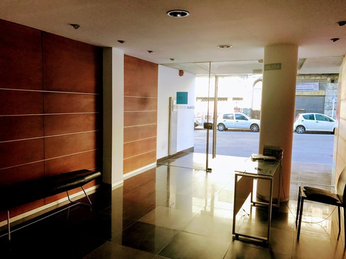 Imagen 8 de 9 de Venta De Oficina En Ciudad Vieja