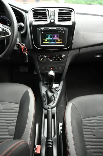 Renault Stepway 1.6 Dynamique / Intens Automática