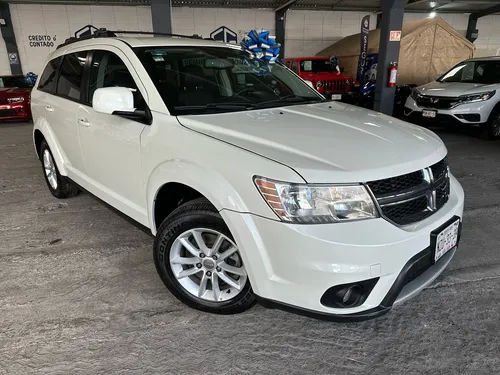 Dodge Journey 2.4 Sxt 5 Pasajeros Plus At