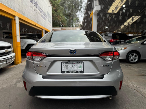 Toyota Corolla 1.8 Hybrid At