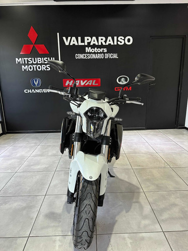 Imagen 9 de 17 de Benelli Tnt 600i