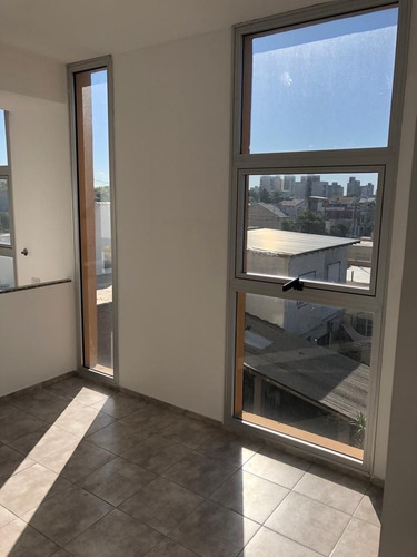 Imagen 3 de 7 de Ph En Venta En Berazategui